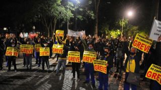 Correios decretam greve por tempo indeterminado