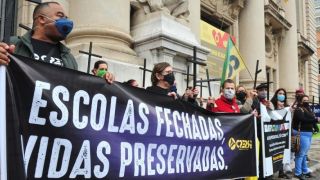 Professores, pais e alunos se mobilizam contra a volta às aulas no Rio Grande do Sul