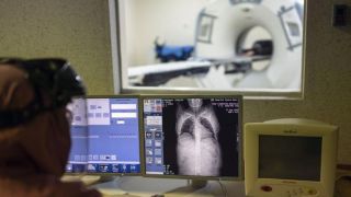 Com 124 mil mortes, Brasil ultrapassa 4 milhões de casos da Covid-19