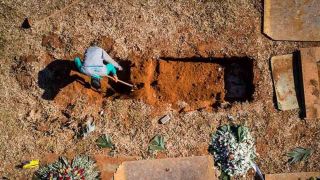 RS registra mais 60 mortes por Covid-19, mas variação da média móvel de óbitos cai