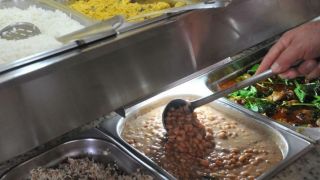 Fome aumenta 43,7% em cinco anos, e Brasil tem primeira piora em segurança alimentar, diz IBGE