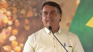 Avião de Bolsonaro tem problema ao pousar em Mato Grosso