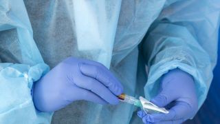 Hospital Conceição recebe inscrições de voluntários para teste de vacina belga contra a Covid-19