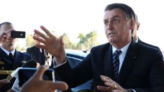 "É isso que vocês estão querendo para o Brasil?", diz Bolsonaro ao criticar Biden