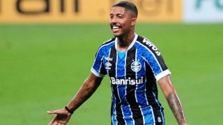 Grêmio goleia o Ceará em noite de Jean Pyerre na Arena