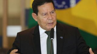 "Não existe racismo no Brasil", diz Mourão ao comentar morte de João Alberto em Porto Alegre