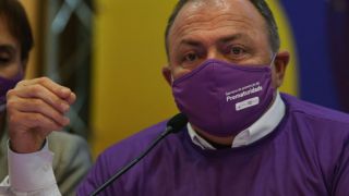 Doses da vacina da AstraZeneca contra o coronavírus chegarão ao Brasil em janeiro, diz ministro da Saúde