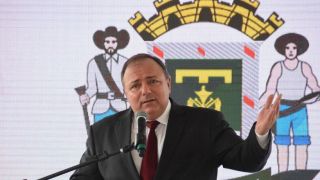 Medida Provisória vai garantir distribuição "igualitária" de vacinas, diz Pazuello