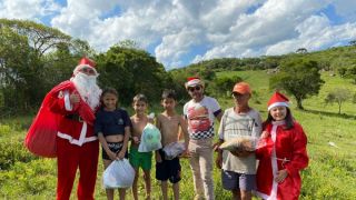Doações arrecadadas pela campanha “Natal da Esperança” são entregues no interior de Dom Feliciano