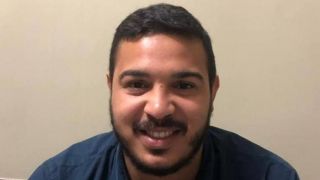 Vereador do RJ é encontrado morto dentro de carro