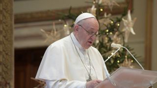 Papa Francisco não conduzirá missas de Ano-Novo em razão de dor ciática