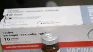 Município conta com 900 doses da vacina tríplice viral (contra o sarampo, caxumba e rubéola) e convida população a se vacinar