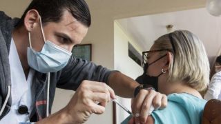 Anvisa decidirá sobre liberação emergencial de vacinas da Covid-19 no domingo
