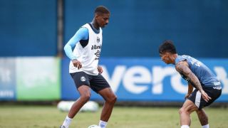 Grêmio faz treino físico e se prepara para partida contra o Flamengo