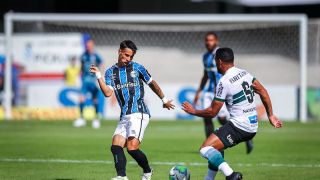 Grêmio empata em 1 a 1 com o Coritiba, em partida fora de casa