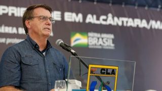 Embaixador de Israel confirma conversa entre Bolsonaro e Netanyahu sobre "spray"