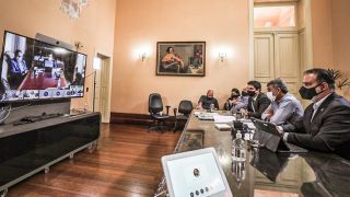 Melo defende a manutenção da cogestão regional, comércio aberto e reavaliação sobre escolas