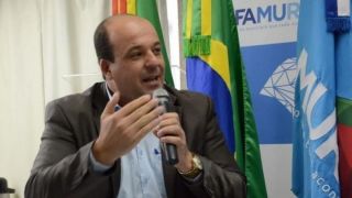 Vereador Dalvi Soares de Freitas recebe ligação do Presidente Jair Bolsonaro