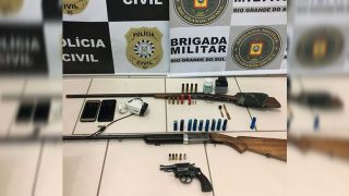 Polícia cumpriu mandado e prendeu indivíduo com armas em Cerro Grande do Sul