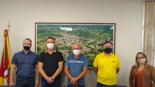 Prefeitura e Uniasselvi firmam acordo de instalação do Polo de Apoio Presencial da Universidade no Município de Dom Feliciano