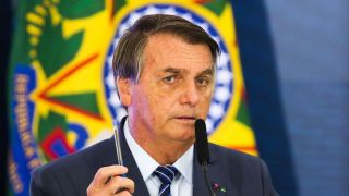 Bolsonaro ameaça “baixar decreto” contra o isolamento social e diz que não poderá ser contestado por “nenhum tribunal”