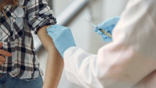Governo do Rio Grande do Sul estuda possibilidade de utilizar “sobras” de vacinas para imunizar professores