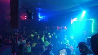 Baile funk com cerca de 400 pessoas é encerrado na Zona Norte de Porto Alegre