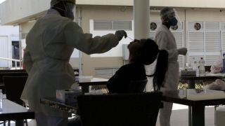 Brasil se aproxima de 17 milhões de casos de Covid-19