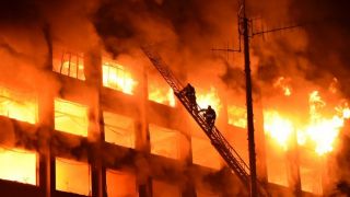 Incêndio destrói prédio da Secretaria de Segurança do Estado