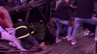 Deck de restaurante desaba na Ilha das Flores e deixa oito feridos em Porto Alegre