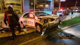 Motociclista é preso após fuga e acidente com viatura da BM em Porto Alegre