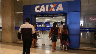 Auxílio emergencial é pago a beneficiários do Bolsa Família com NIS 2