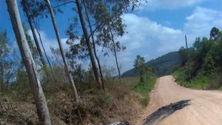 Carro é encontrado incendiado na Linha Federal