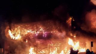 Incêndio em prédio mata mais de 45 e deixa dezenas de feridos em Taiwan