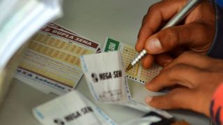 Ninguém acerta a Mega-Sena e prêmio acumula em R$ 26,5 milhões