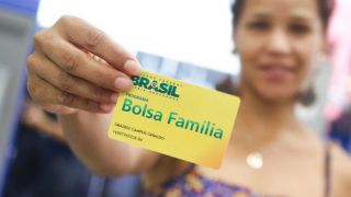 Após 18 anos, Bolsa Família realiza o último pagamento aos beneficiários do programa
