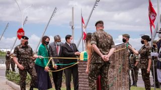 Em Porto Alegre, vice-presidente Hamilton Mourão participa da inauguração do Largo General Geraldo Antônio Miotto