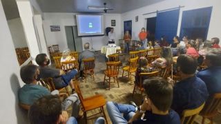 Mais de 700 pessoas participaram das sessões de filmes do Teixeirinha em Dom Feliciano