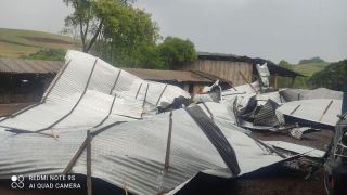 Fotos: Tornado pode ter atingido município do norte gaúcho