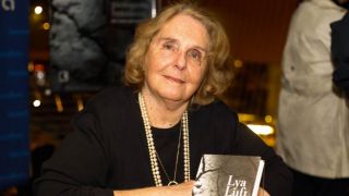 Escritora gaúcha Lya Luft morre aos 83 anos
