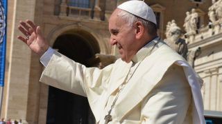 Papa Francisco pede às autoridades que facilitem adoção