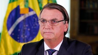 Bolsonaro diz que 12 ministros devem deixar governo para disputar eleições