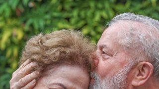 “Primeiro encontro do ano com a minha querida Dilma”, diz Lula ao postar foto com a ex-presidente