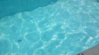 Menino de 3 anos morre após se afogar em piscina