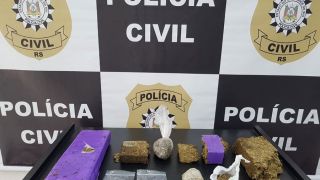 Polícia “estoura” ponto de tráfico de drogas em Barra do Ribeiro