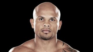 Ex-lutador de MMA é morto a facadas em Pelotas