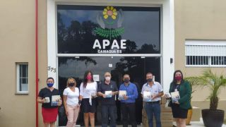A APAE recebeu na sexta-feira (04) representantes da agência do Banrisul Camaquã