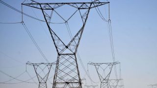 Mais de 50 mil clientes seguem sem energia elétrica no Rio Grande do Sul