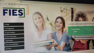 Estudantes inadimplentes já podem renegociar dívidas com Fies
