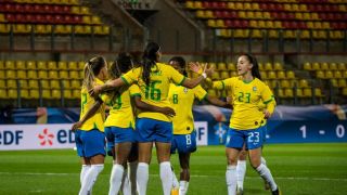 Projeto de Lei garante premiação igualitária entre homens e mulheres em competições esportivas